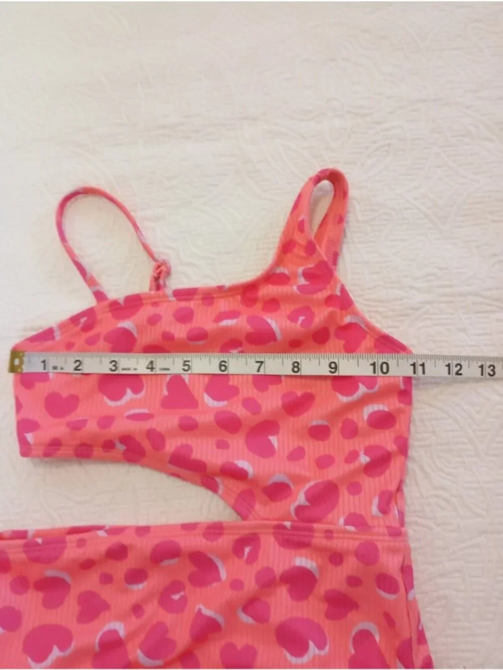 Girls Coral & Pink Heart Patterned Cut-Out Bikini Size S (6/7) Cat & Jack - Picture 7 of 9